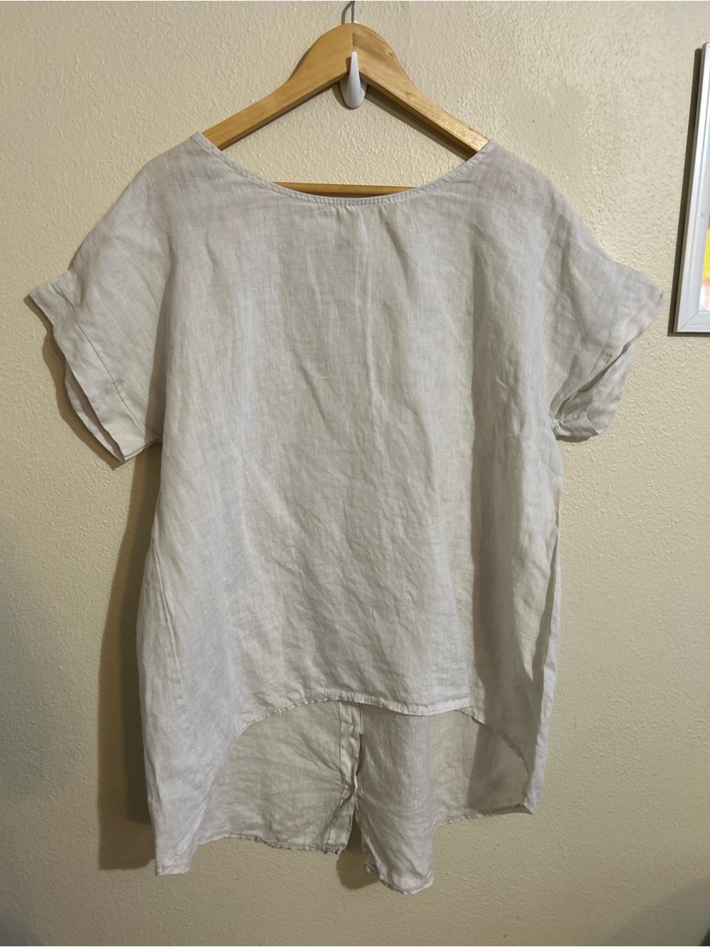 Terzo Millennio Light Cream Linen Short Sleeve Tunic Top Button back Minimalist